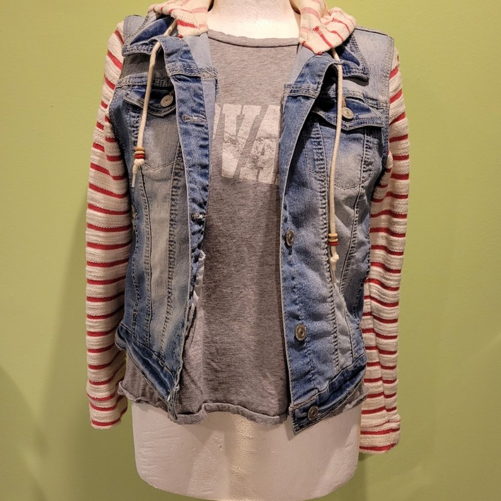 Wallflower jean jacket  - size L